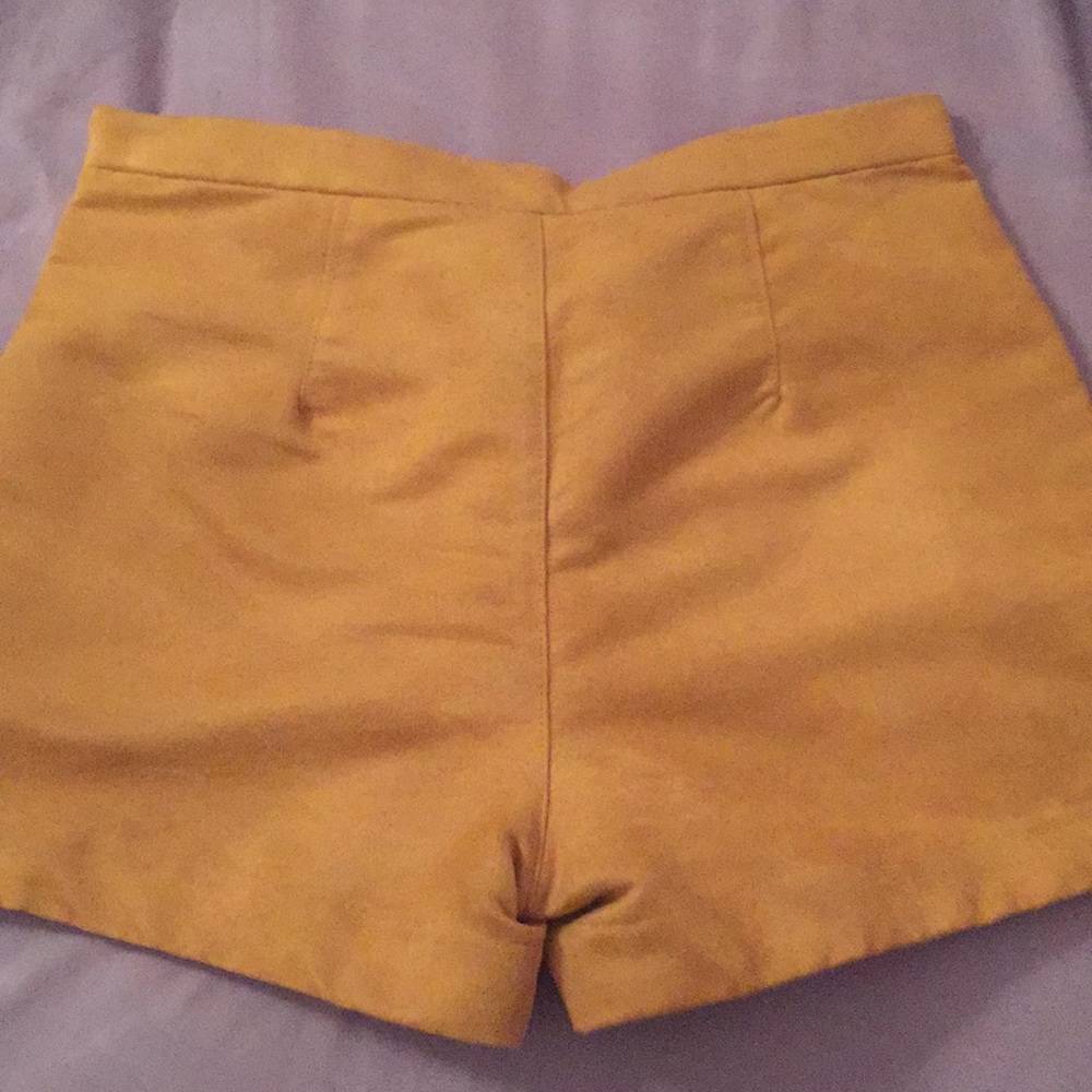 H & M Suede shorts - Picture 4 of 4
